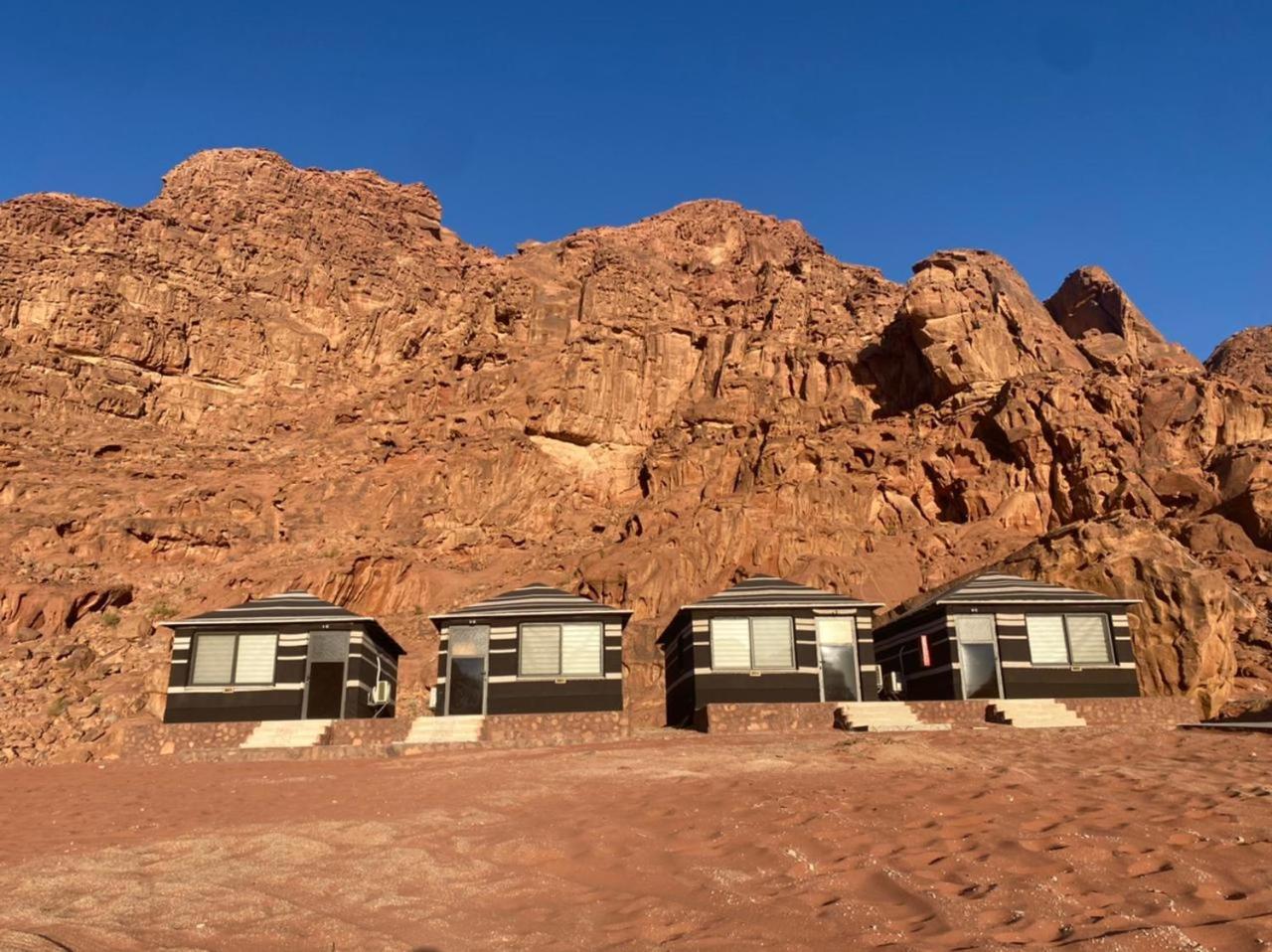 Desert Moon Camp Wadi Rum Exterior foto